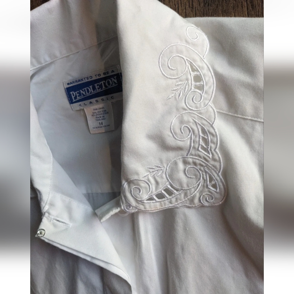 Pendleton Button Cuff Long Sleeved Suiting Top Sh… - image 8